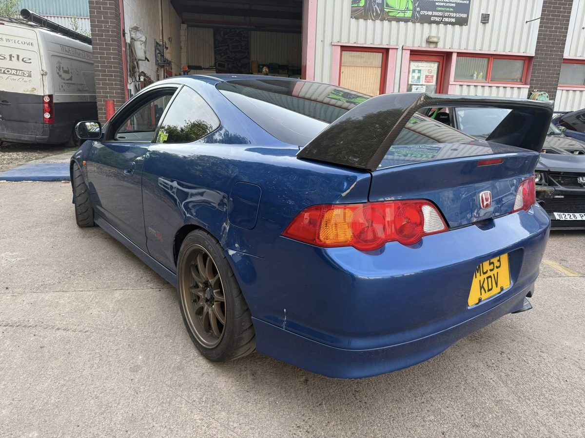 Honda DC5 track build